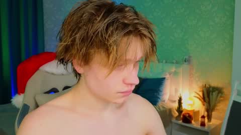 Snapshot of jeffre_y chatting on December 29, 2:21 pm Jeffrey online show from December 29, 2:21 pm