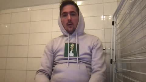 jeffrey195567 online show from October 12, 6:32 pm