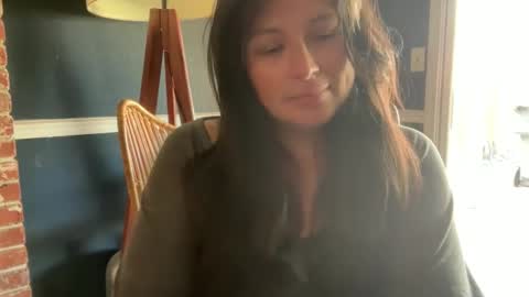 Jelli online show from April 14, 6:22 pm