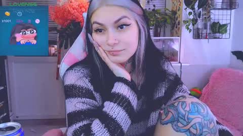 Snapshot of jelyaa chatting on March 4, 3:26 pm Jelya online show from March 4, 3:26 pm
