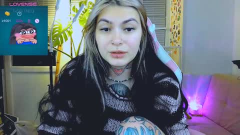 Snapshot of jelyaa chatting on December 16, 2:16 pm Jelya online show from December 16, 2:16 pm