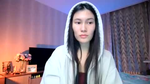 jenariva online show from February 14, 3:04 pm