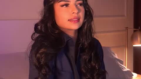 Snapshot of jenesaisquoi_ chatting on September 18, 1:31 am Isabella online show from September 18, 1:31 am