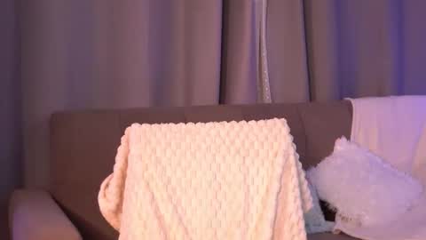 Isabella online show from October 5, 4:10 am