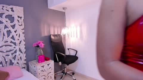 Samanta online show from October 25, 8:20 pm