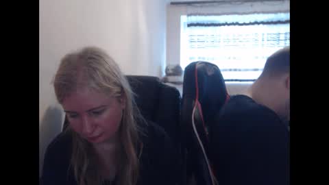 JenisAndPeter online show from May 21, 5:14 am