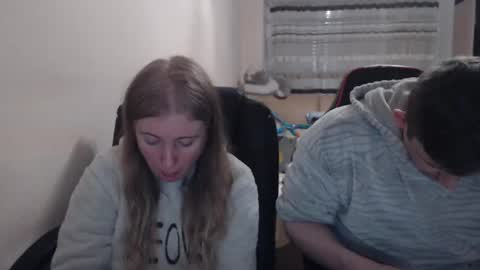 JenisAndPeter online show from December 13, 8:04 pm