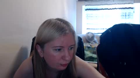 JenisAndPeter online show from June 18, 5:46 am