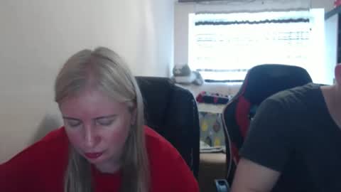 JenisAndPeter online show from May 8, 7:47 am