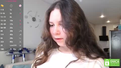 Jen online show from August 9, 4:51 am