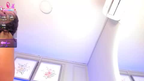 Jenn online show from October 12, 2:15 am