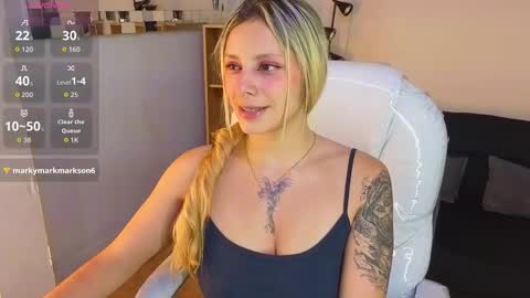 jennaa_cooper online show from February 2, 10:50 pm