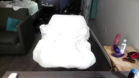 Jenna Cross online show from October 5, 11:12 pm