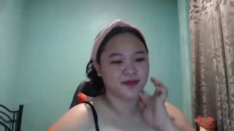 jennalyn_19 online show from March 6, 4:38 pm