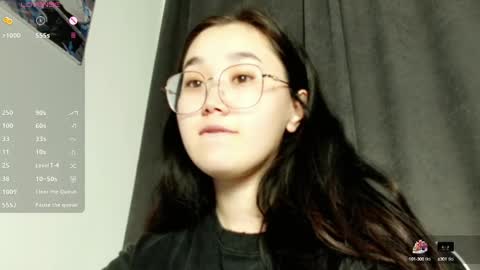 Snapshot of jennatyan chatting on February 19, 6:43 pm JENNA online show from February 19, 6:43 pm