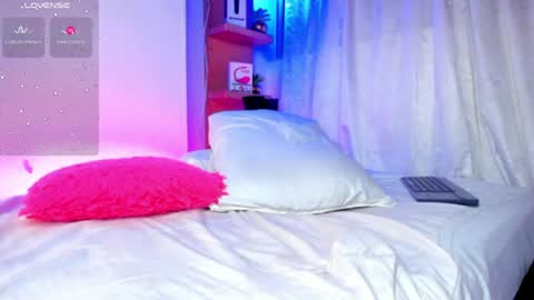 follow me in me  IG jenndy971 online show from May 30, 4:33 am