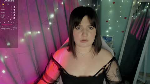 Snapshot of jennie_berry chatting on February 3, 10:32 pm Jennie online show from February 3, 10:32 pm