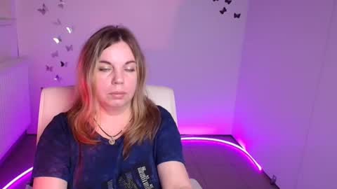 Jennifer online show from October 8, 6:58 pm