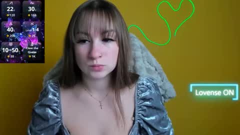 Jennifer online show from December 2, 12:25 pm