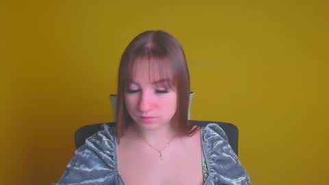 Jennifer online show from January 17, 12:10 pm