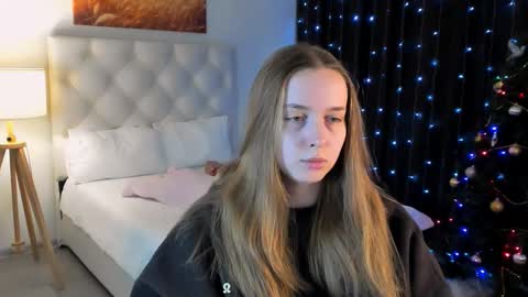 Jennifer online show from January 13, 12:46 pm