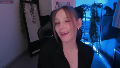 jenniferkiim online show from October 27, 10:26 am