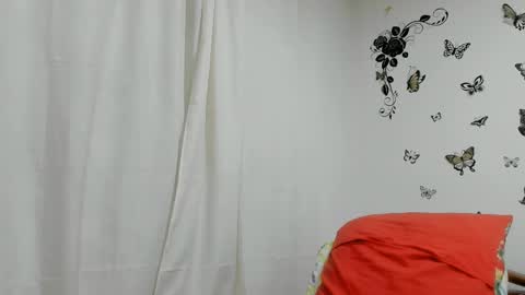 jenniferloveyou online show from February 10, 8:10 pm