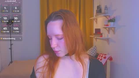 jennifernollan_ online show from March 14, 1:15 pm