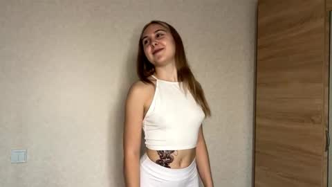 Emilia online show from October 7, 2:35 pm
