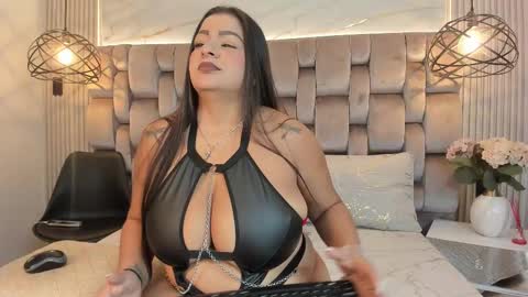 Snapshot of jennsexy_ chatting on March 2, 11:50 am Jennsexy online show from March 2, 11:50 am