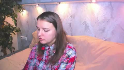 Snapshot of jenny_jimmy chatting on September 9, 12:43 am Jenny online show from September 9, 12:43 am