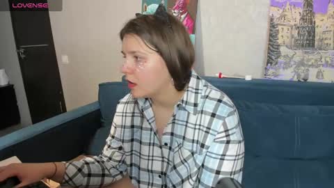 Snapshot of jenny_jimmy chatting on February 28, 11:47 am Jenny online show from February 28, 11:47 am