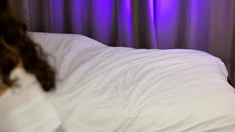 jenny_rosexx online show from October 15, 3:46 pm
