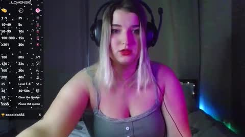 jenny_smitx online show from November 11, 2:25 am