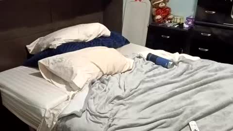 jennywomacks online show from August 1, 2:13 am