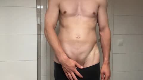 JensJizzz online show from May 27, 6:49 pm