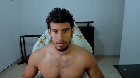 Snapshot of jeremy_colton_hot chatting on September 16, 10:28 am jeremy_colton_hot online show from September 16, 10:28 am
