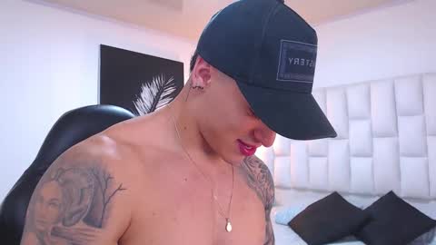 Jeremy lane online show from March 14, 11:31 pm