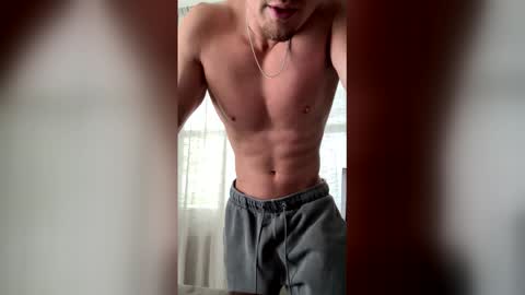 jeremylonggg online show from April 2, 3:52 pm