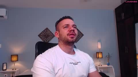 Jeremy Lowe online show from January 10, 1:09 pm
