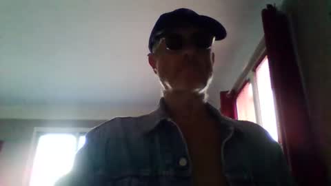 jerflor online show from December 2, 2:26 pm