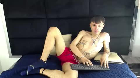 Jerom xx online show from November 10, 8:22 pm