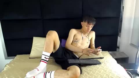 Jerom xx online show from November 5, 8:55 pm