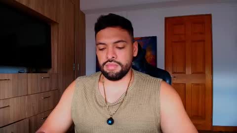 jerome3773 online show from December 15, 6:37 pm