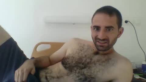 Snapshot of jeropa5476 chatting on October 16, 3:33 pm jeropa5476 online show from October 16, 3:33 pm