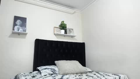 JERO online show from February 6, 5:03 am