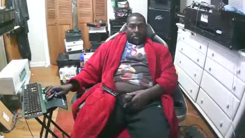 Snapshot of jerry0827 chatting on September 13, 9:34 am jerry johnson online show from September 13, 9:34 am