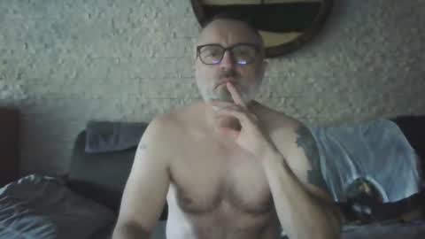jerry250461 online show from June 25, 3:47 am
