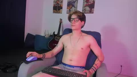 Angelo online show from September 23, 1:32 am