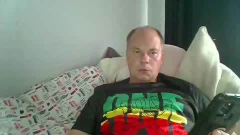 jerrymaster83 online show from October 20, 8:30 am